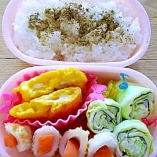 くるくるきゃべつとちくわにんじん弁当